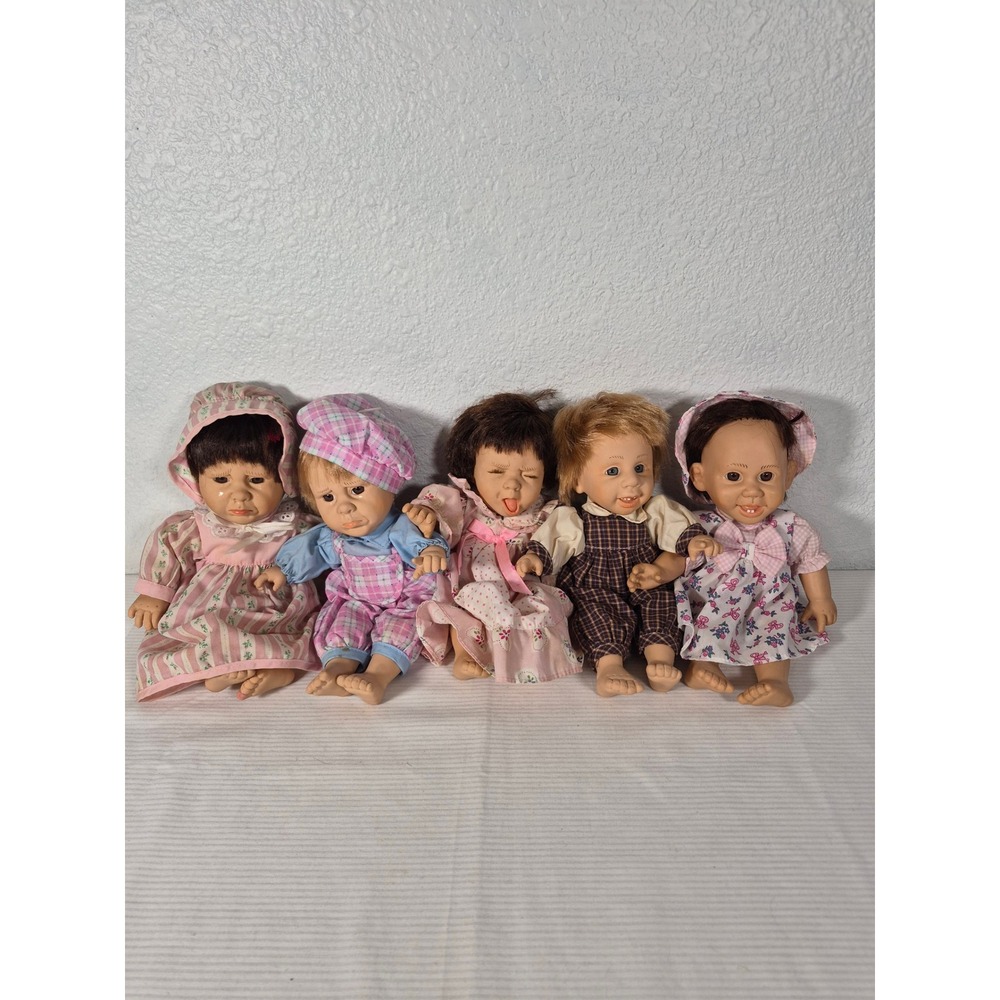 Gi-Go Expressive Baby Doll Lot of 5 Crying Yawning Smiling Kitsch Decor